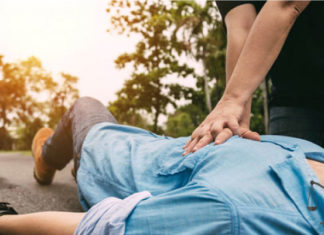 omision del deber de socorro medico